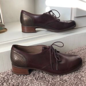 DANSKO OXFORDS
